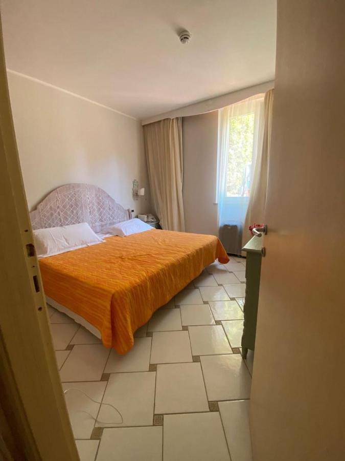 Appartamento 4 Posti Letto N 238 Presso Residence Golf Hotel ปุนตาอาลา ภายนอก รูปภาพ